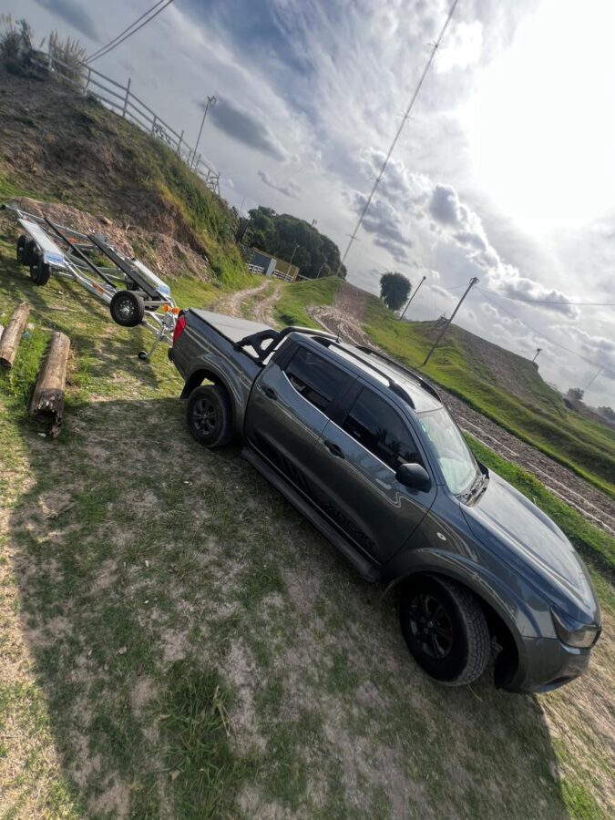 Servicios de traslados de embarcaciones