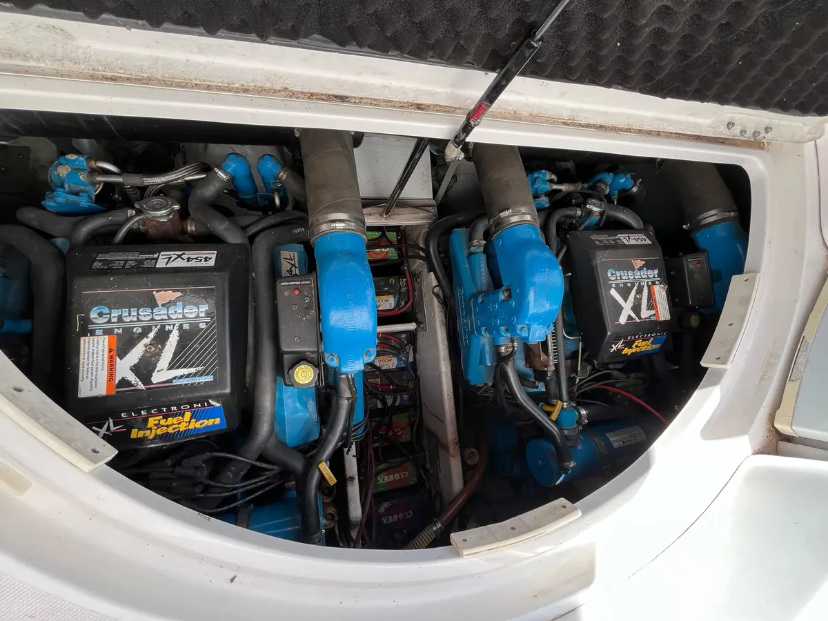 Chris craft 38 Continental