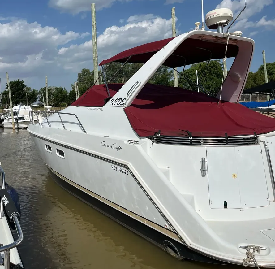Chris craft 38 Continental