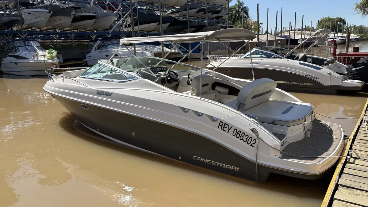 Canestrari 245 Sport Cruiser