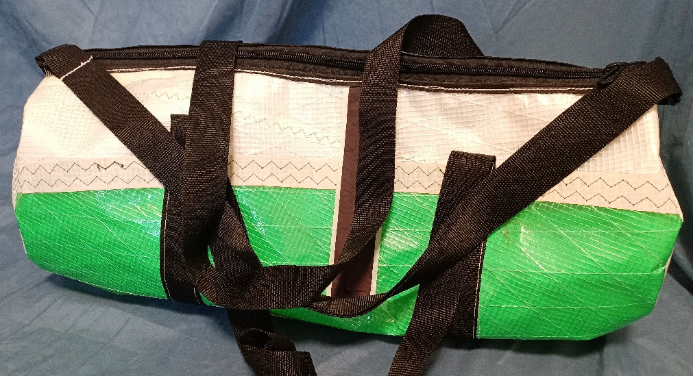 Bolsos mochilas billeteras etc