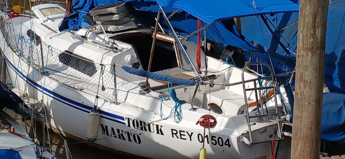 Velero Nautilus 810