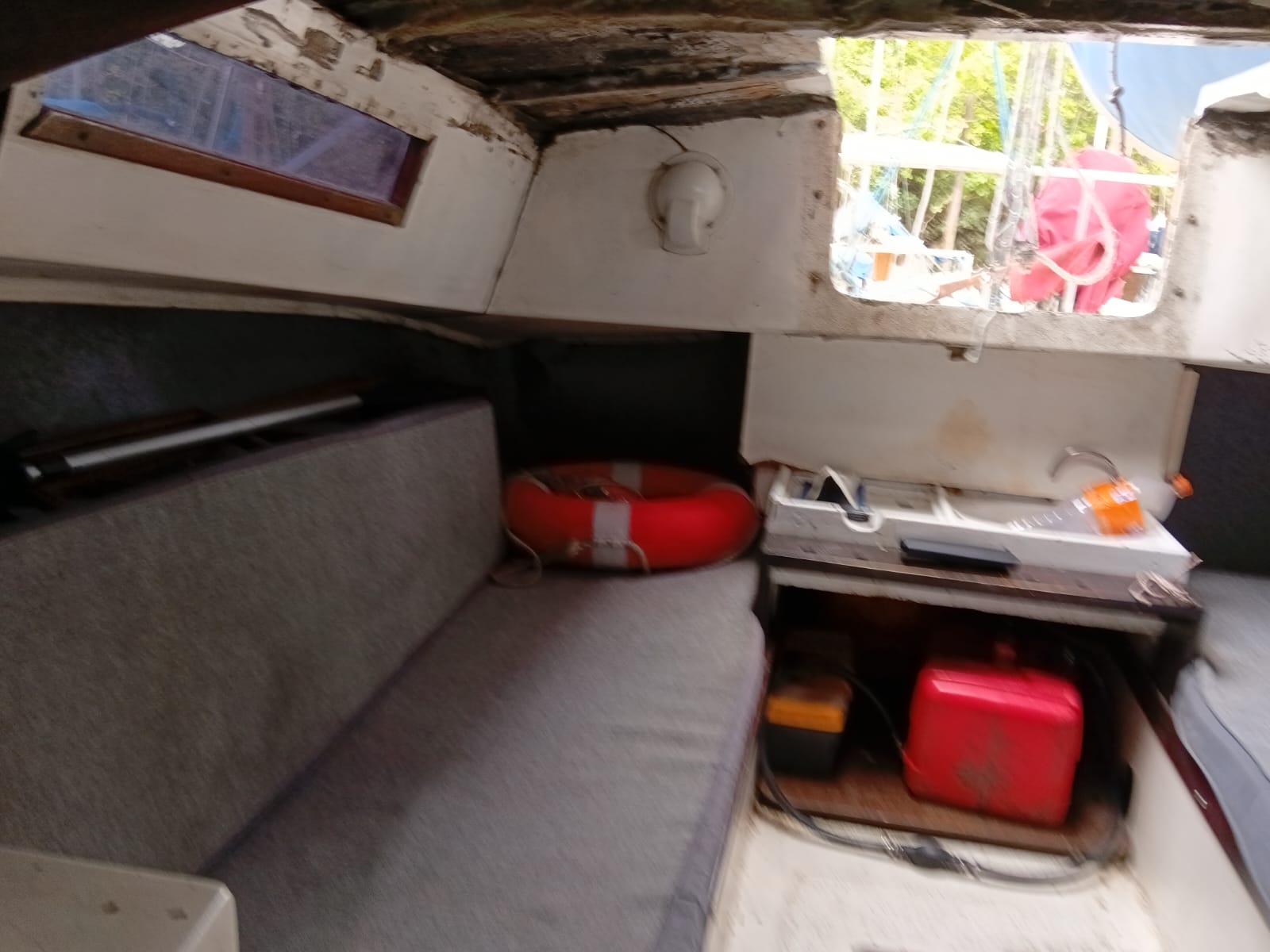 Velero Tucan 22